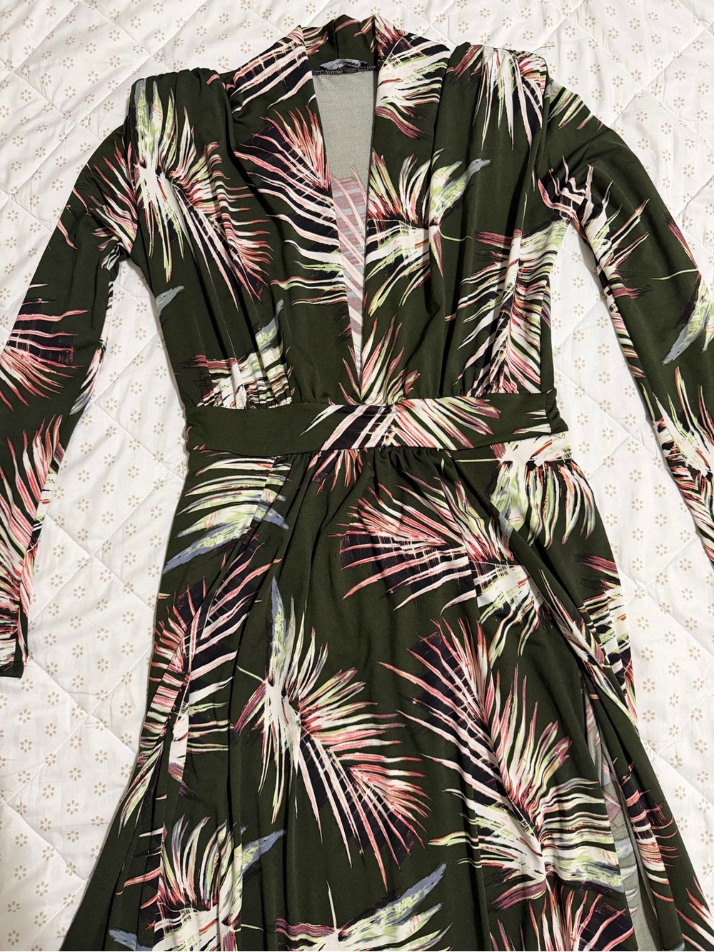 Fashion Nova Olive Green Tropical Palm-Print Long Sleeve Wrap Dress